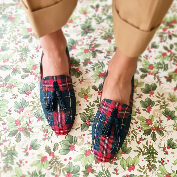 Alana | Scottish Chic Loafer With Fringes