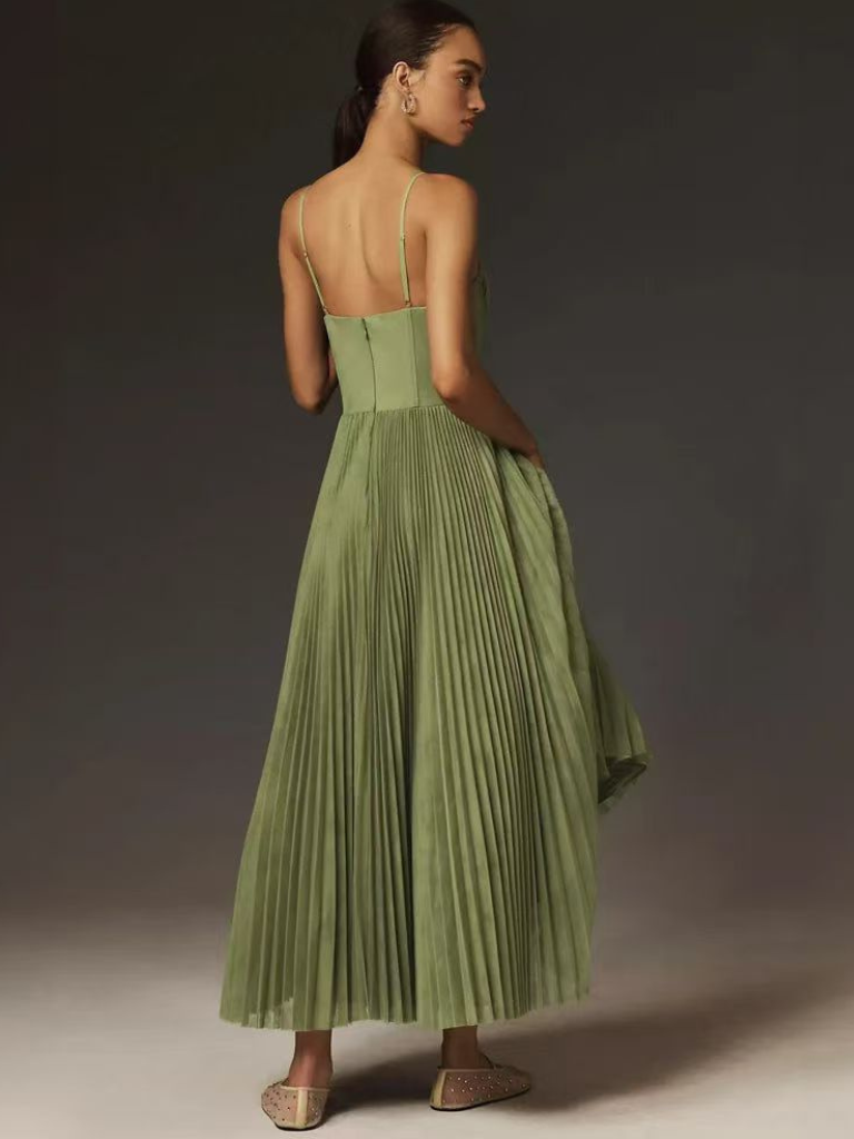Zoe - Elegant Open-Back Sleeveless Evening Dress